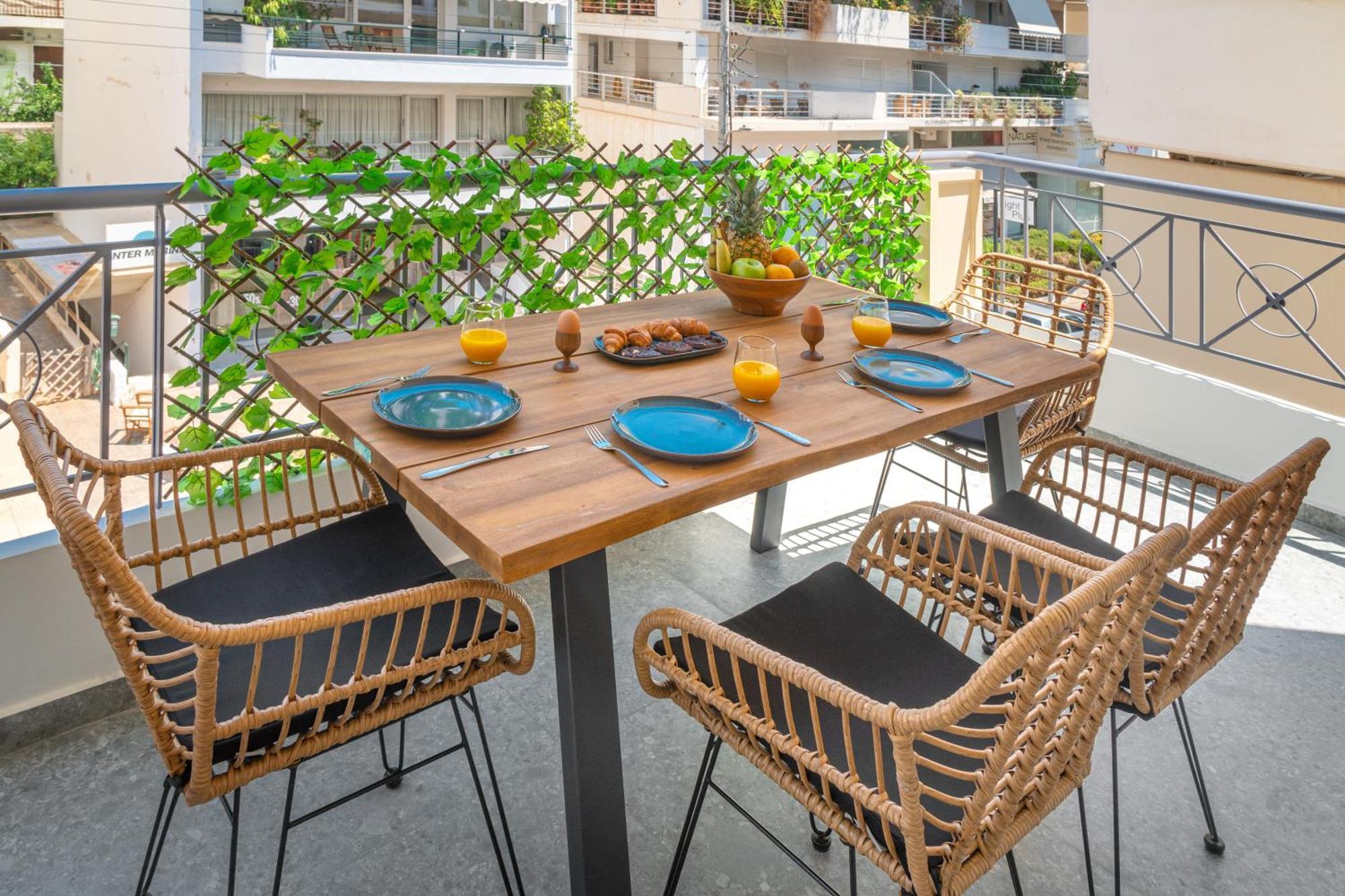 Luxurious Coastal Retreat In Central Glyfada Athén Kültér fotó
